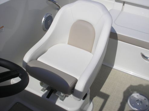Кресло Bayliner VR5