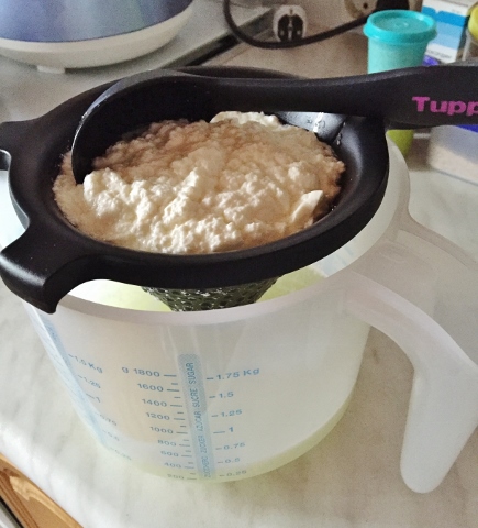 Посуда пластиковая Tupperware