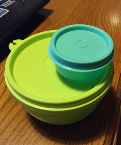 Посуда пластиковая Tupperware