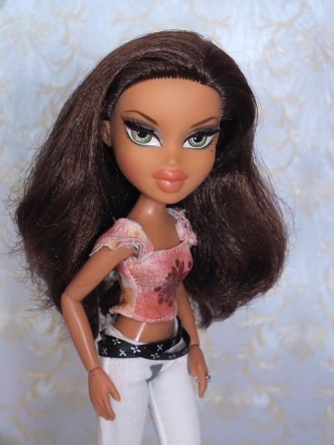 Игровая кукла - Красавица-смуглянка Bratz (Братц) Жасмин, полностью ...