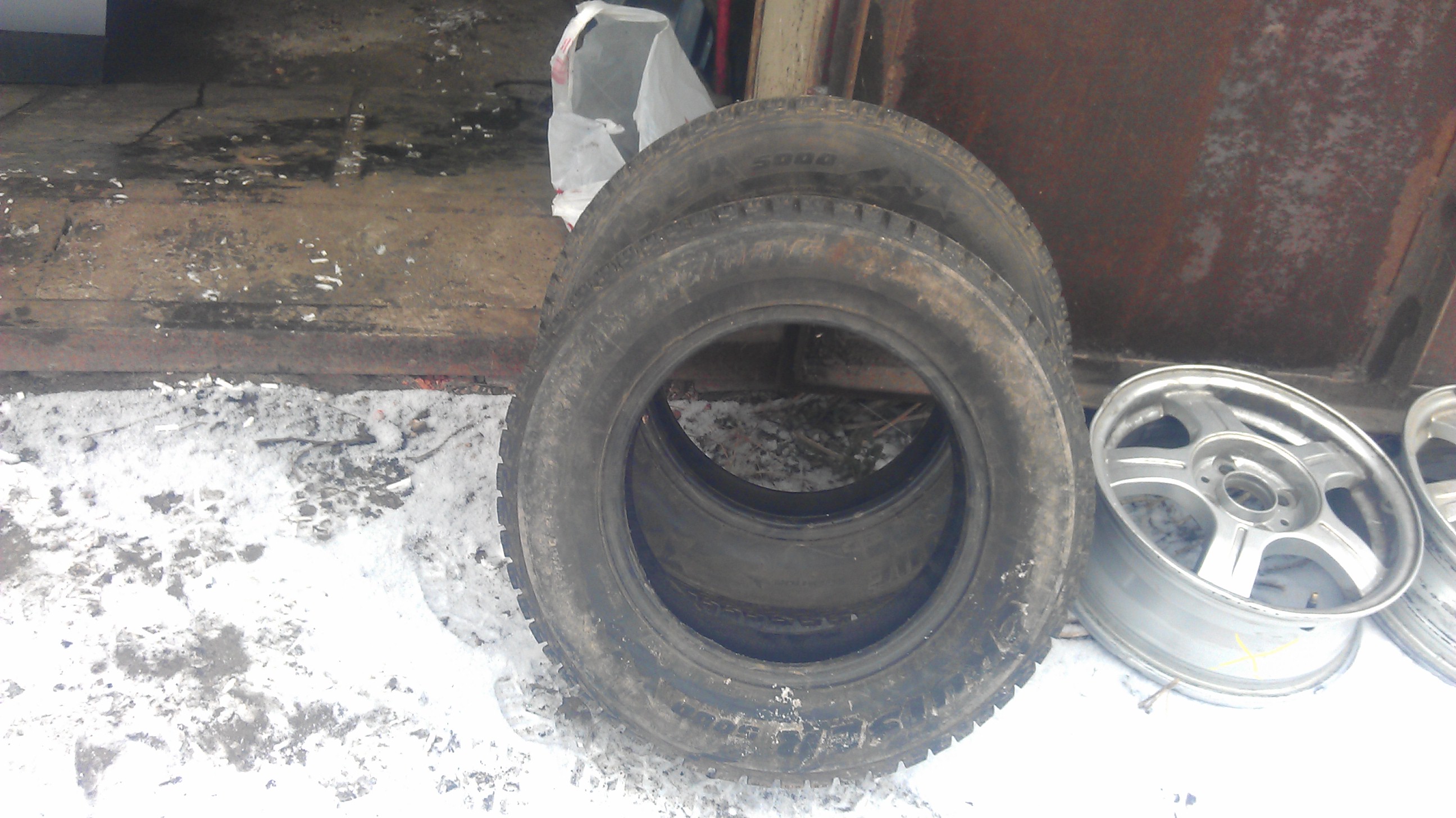 Ikon tyres 175 70 r13