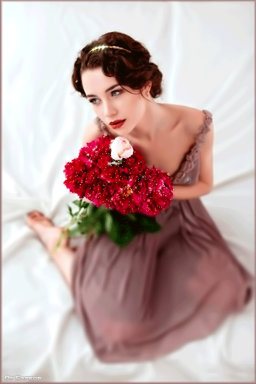 Женская розочка. Девушка c розами. Букет "женщине". Фотосессия с розами. Женщина с цветами.