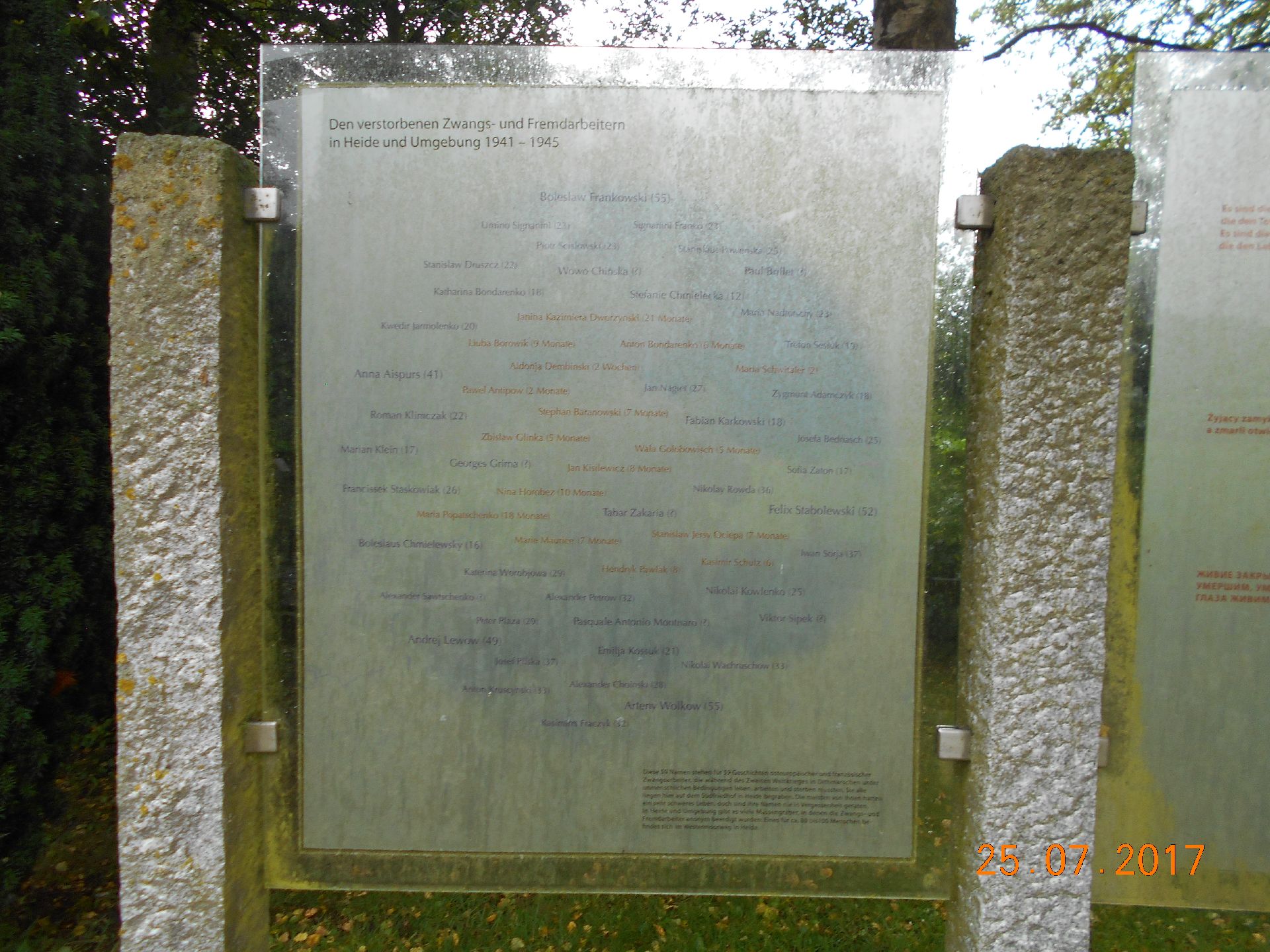 Gedenkstätte_Südfriedhof-4.jpg