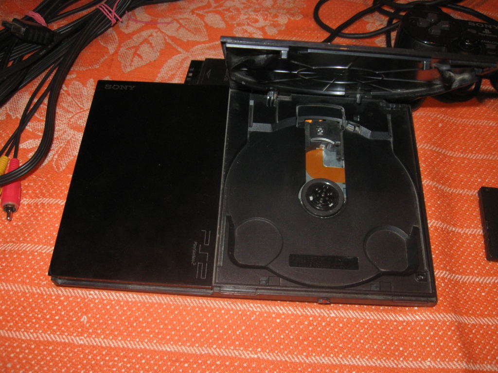 Пс 2 мод. Ps2 Slim 90008. Ps2 SCPH-90008. Ps2 90008. Привод ps2 Slim.