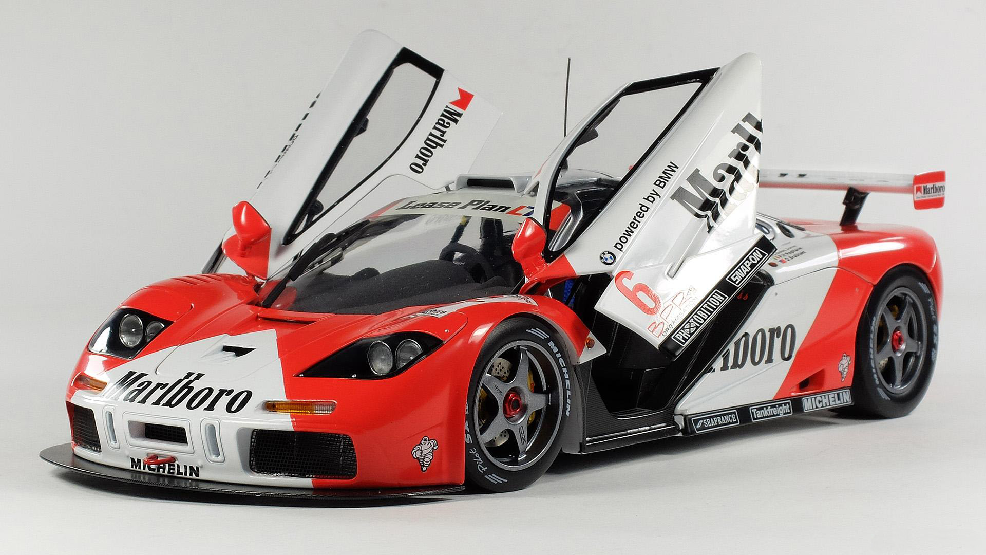 18-th scale. 599XX. mostly sports and supercars, Page 15