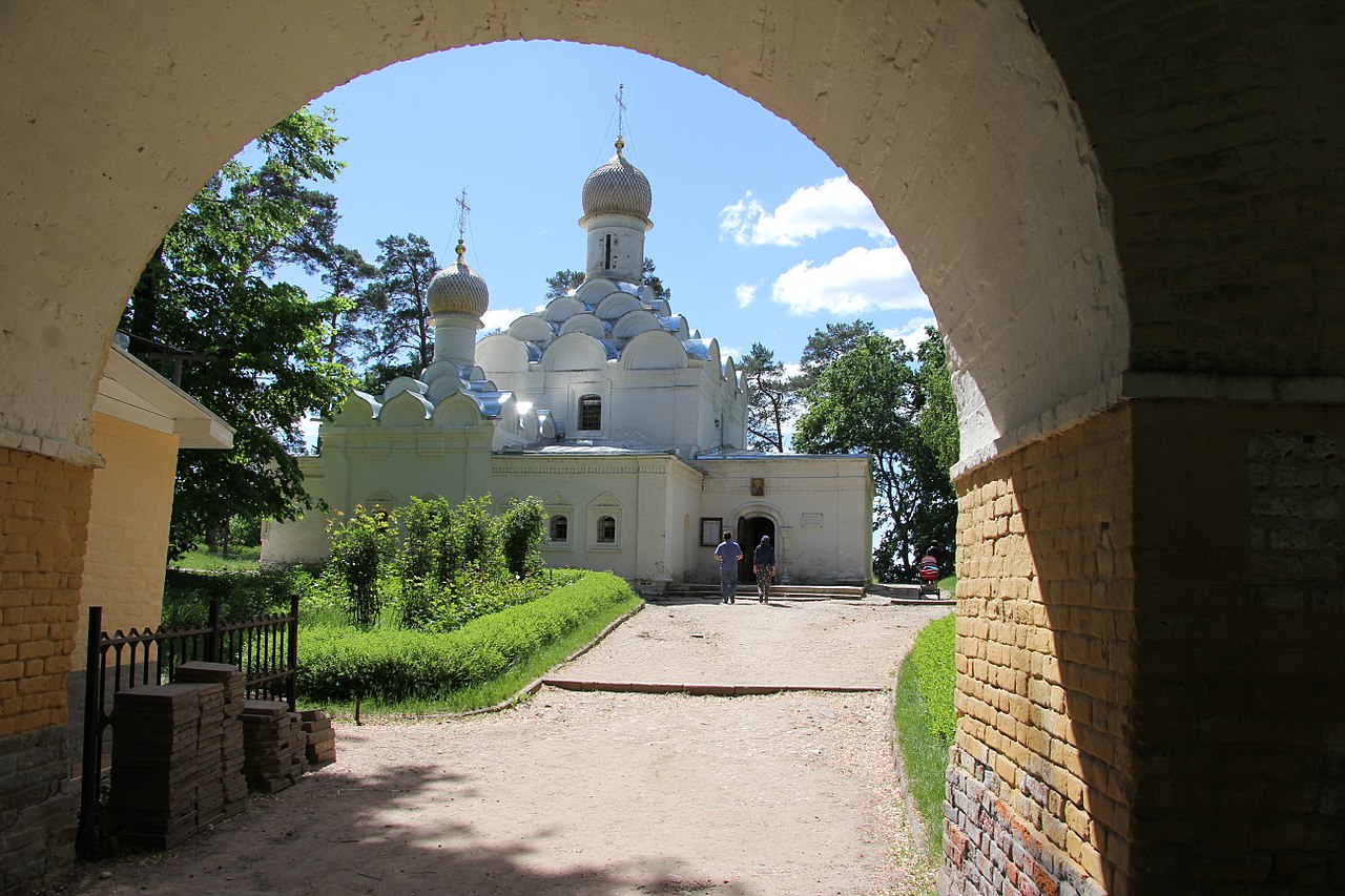 храм михаила архангела в архангельском