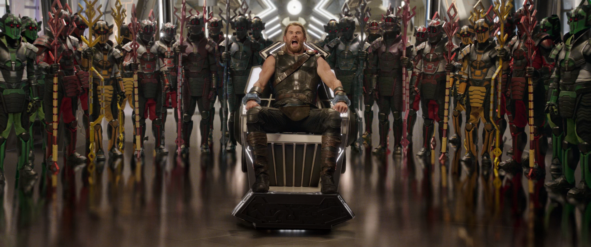 <b>Thor</b>.<b>Ragnarok</b>.2017.1080p_HEVCCLUB052411.png- Viewing image -The Picture Hos...