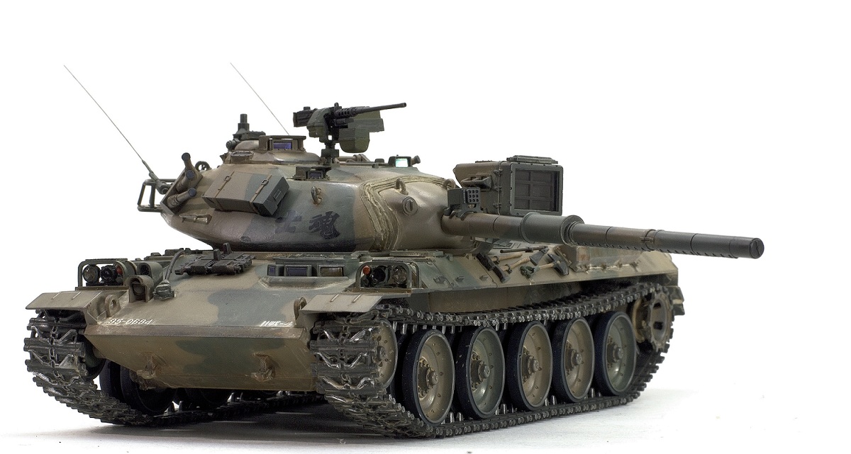 Type 74(STB-1) Tamiya 1/35 65dde1f8b97a5accbf5dd3cbfdfd2724