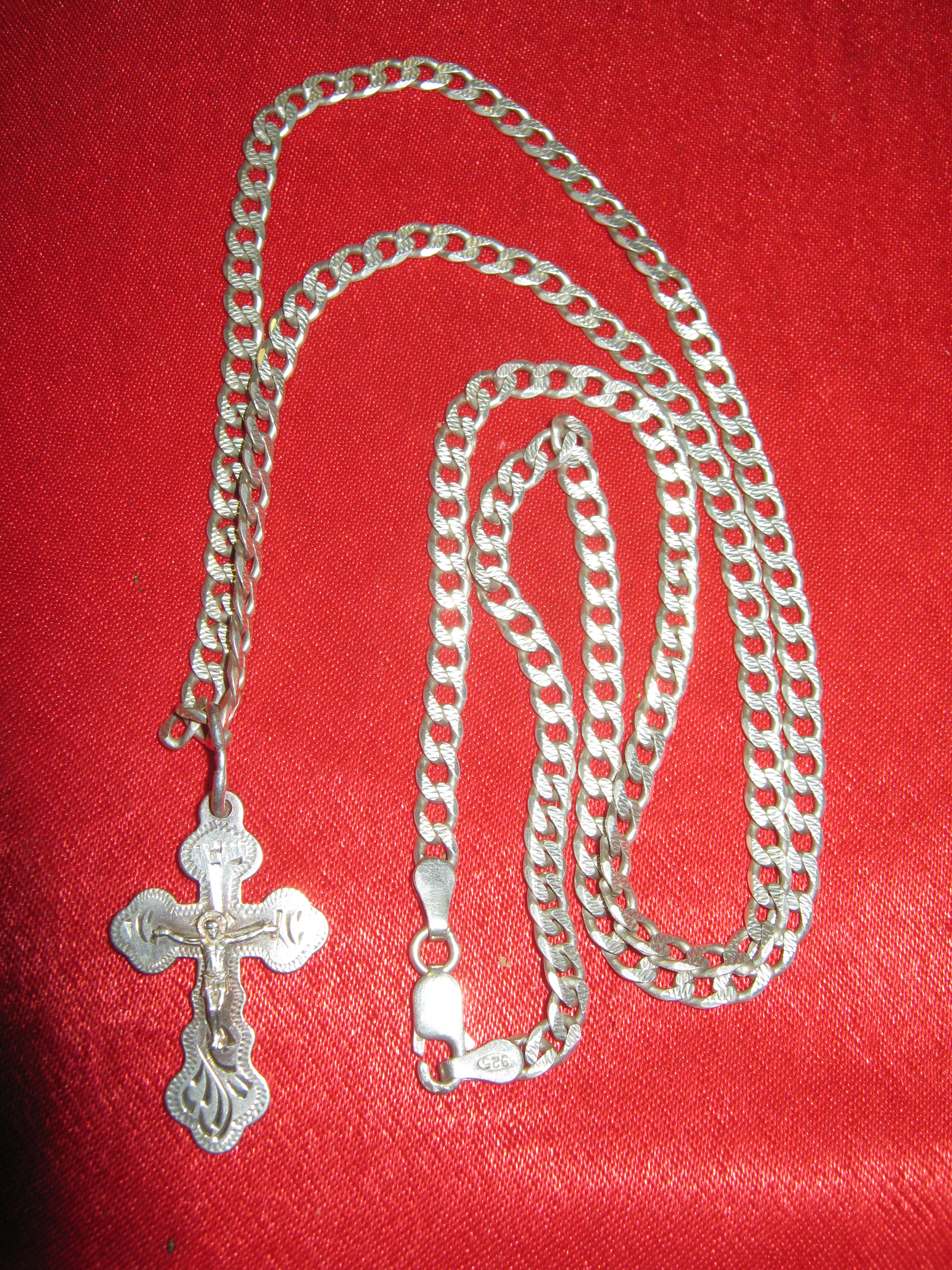 Крестик и цепочка из серебра для женщин