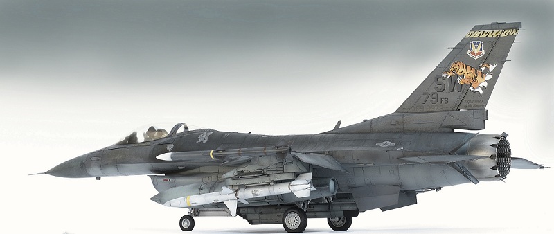 General Dynamics F-16CJ Fighting Falcon. Tamiya 1/32 14d382624223c9c3e801af17848b0613