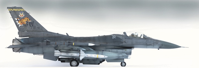 General Dynamics F-16CJ Fighting Falcon. Tamiya 1/32 7632304040826b3dd510cbdae6a283aa