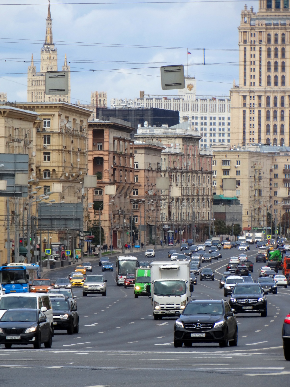 Г москва кутузовский проспект. Кутузовский проспект Москва. Кутузовский проспект 1974. Кутузовский проспект ночью 2021. Кутузовский проспект 2000 год.