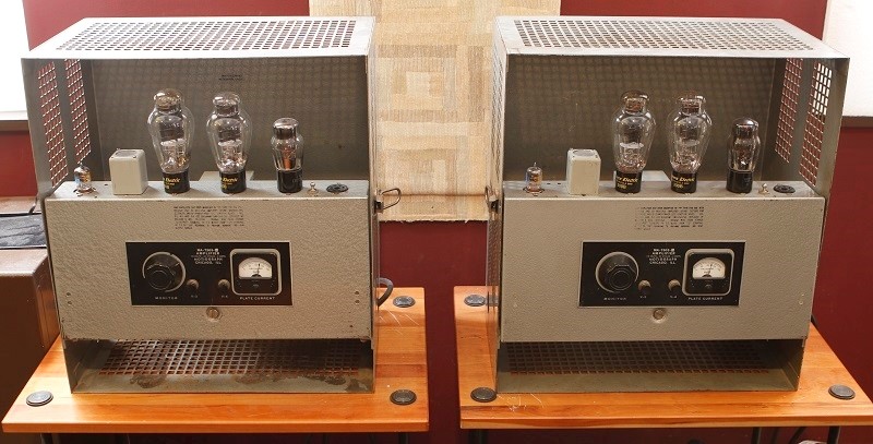 Пара лампових підсилювачів 1950-тих років Western Electric Motiograph 7505