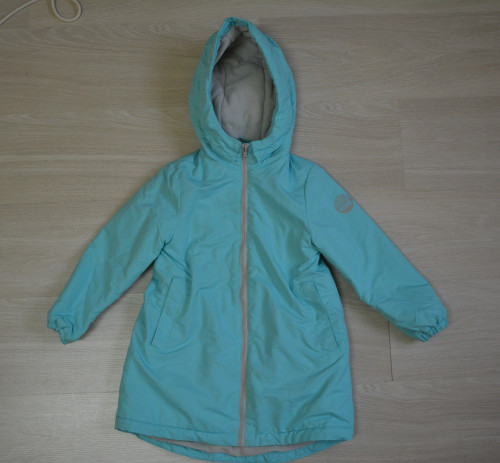 Продам верхнюю одежду на осень для девочки (от 3 до 6 лет) 35a090a0c3bf5deb0e3811733616032e