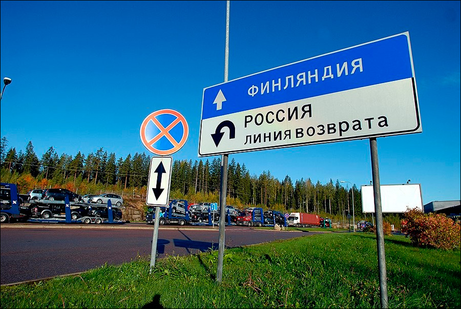 Rossiya_Finlyandiya_avtobusy.jpg