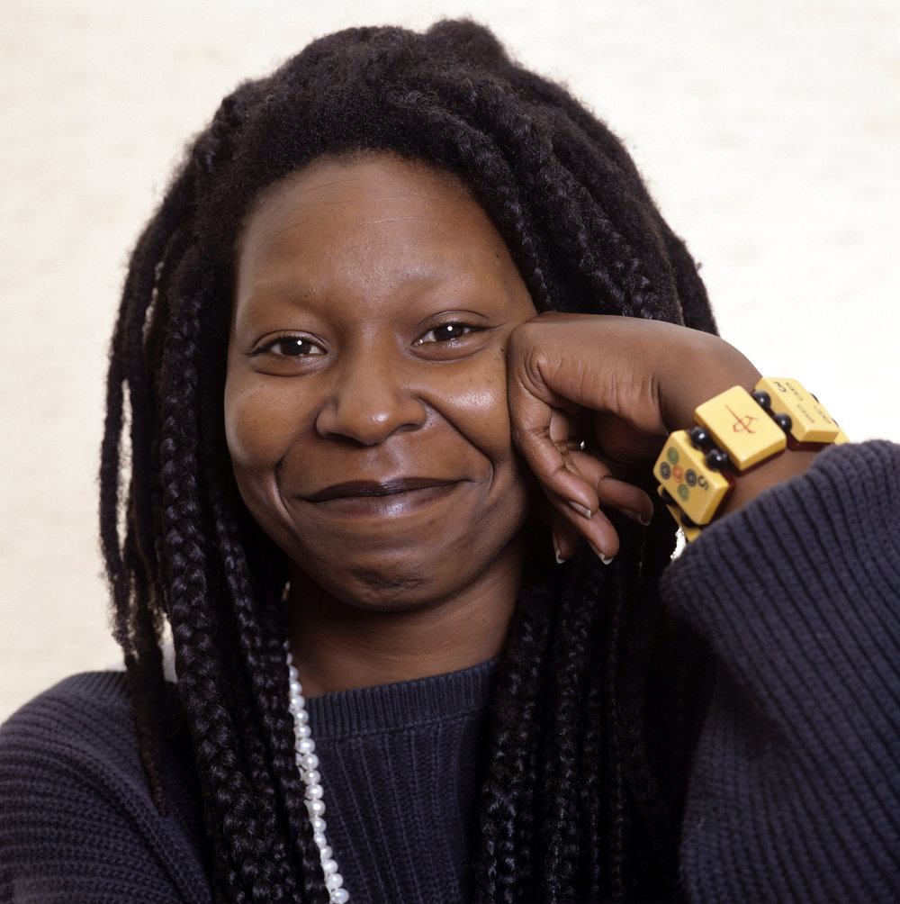 Whoopi-Goldberg-cuban-cigasr.jpg- Viewing image -The Picture Hosting.