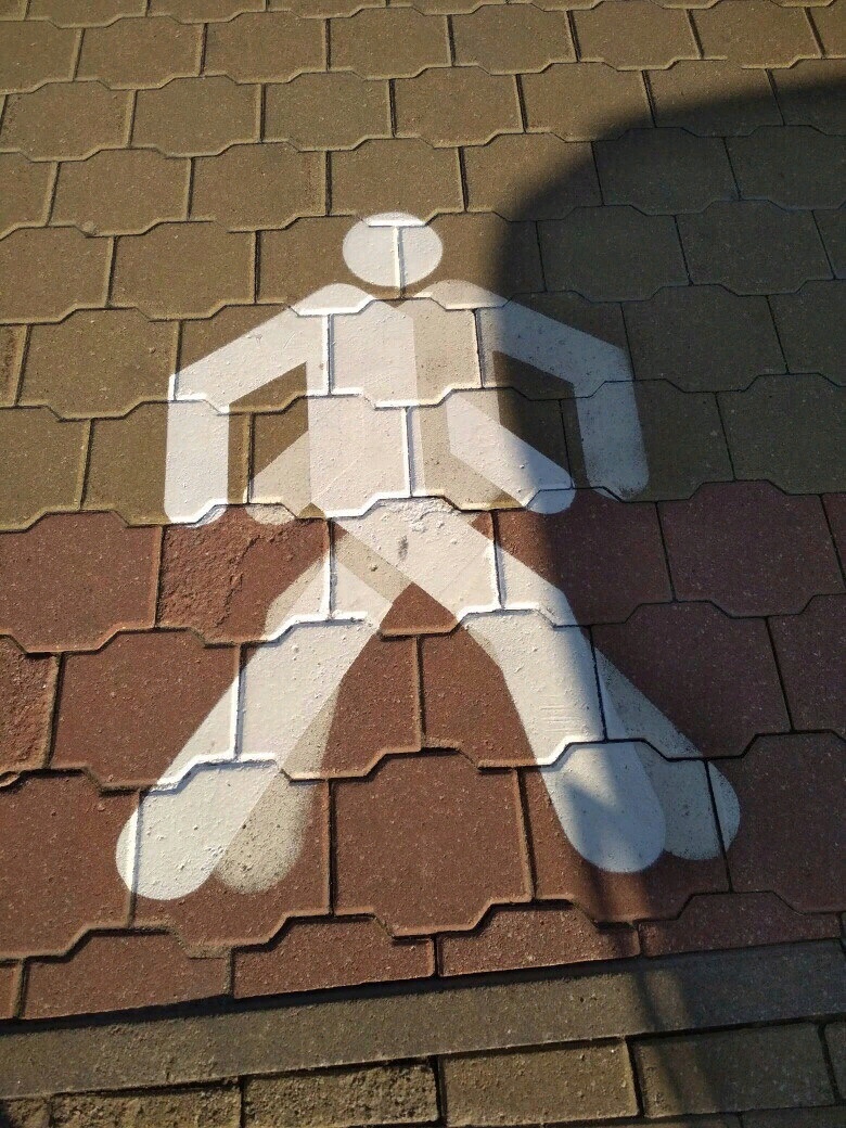0f06509991bb43fee9b46156775f0752.jpg