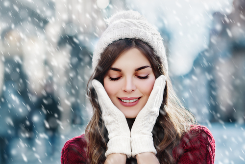 Уход за кожей во время активного зимнего отдыха: советы специалистов