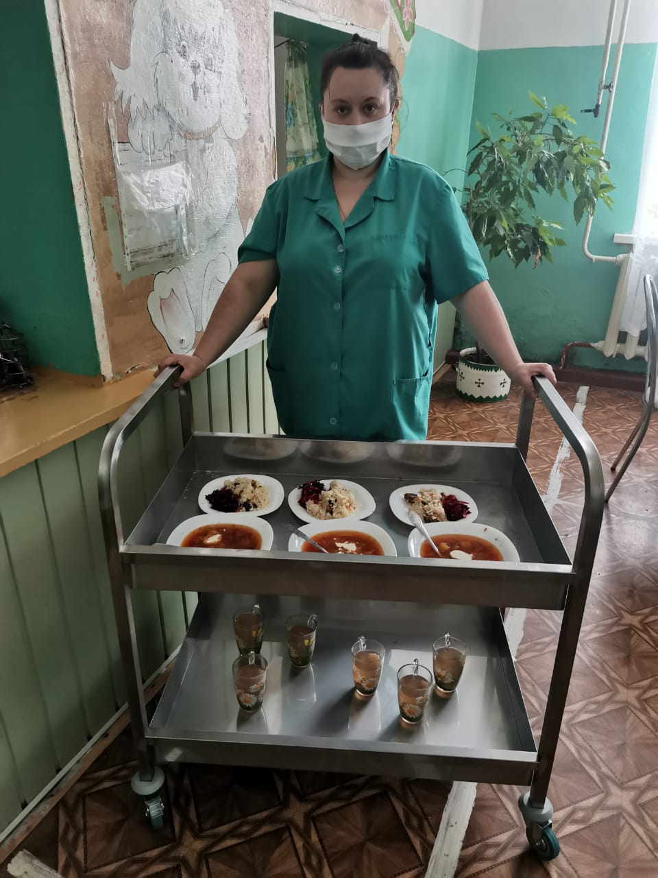 Продолжаем обновление столовой Продолжаем обновление столовой