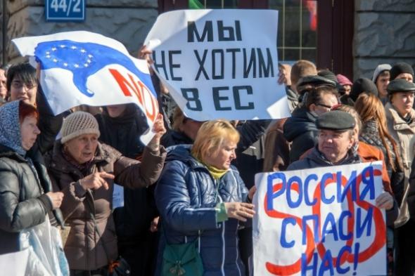 РФ продовжує перетворювати окупований Крим на потужну військову базу, - Наєв - Цензор.НЕТ 9154