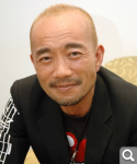 naoto-takenaka.jpg