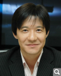 Teruyoshi_Uchimura.jpg